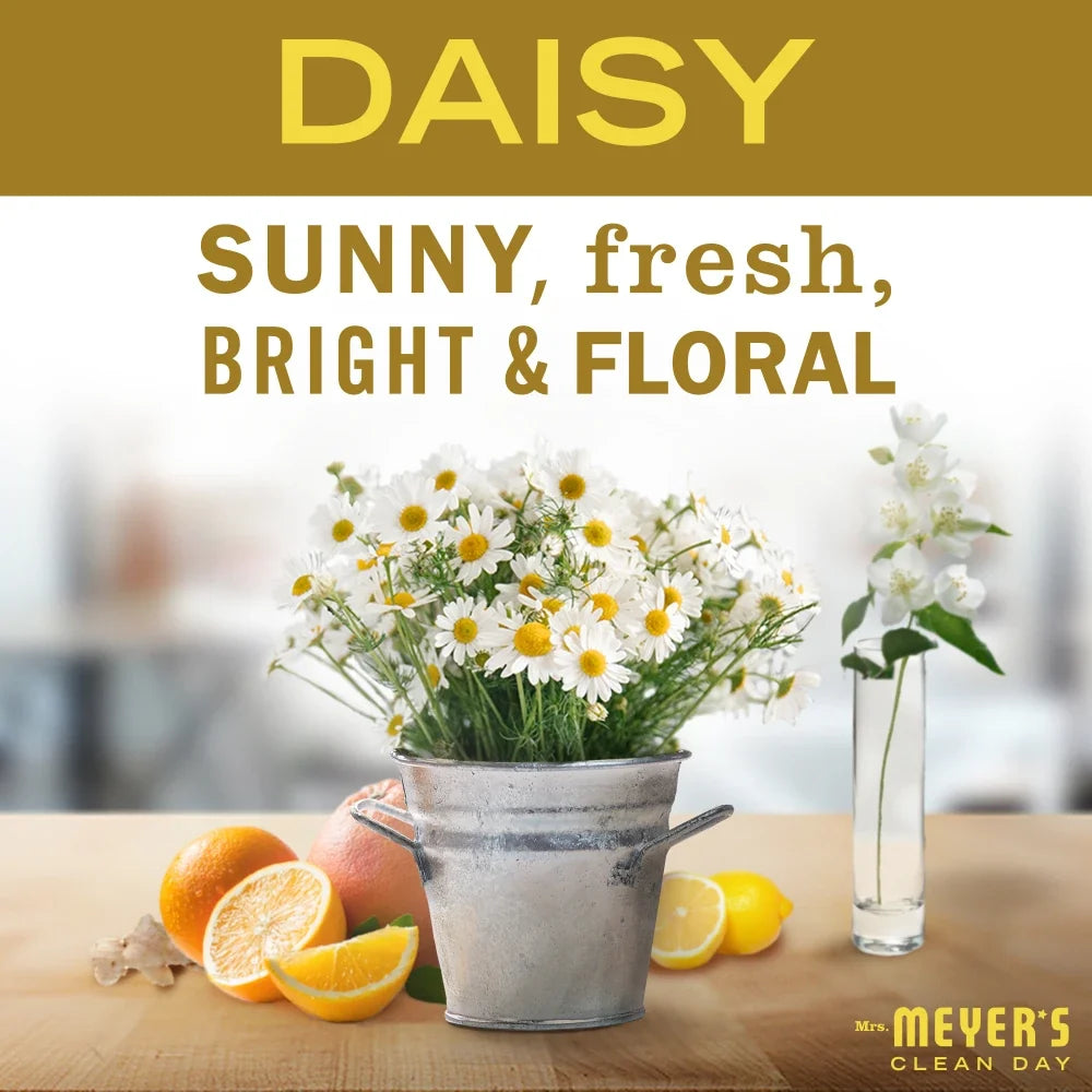 Inviting Daisy Tin Candle